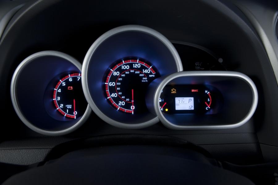  Toyota Matrix 2011 года  (фото 20 из 38)